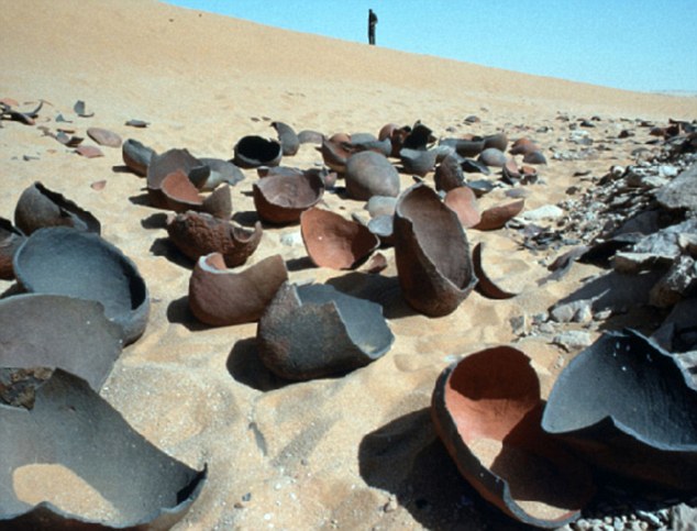 Water pots found by the Italian archaeologists in 2009. Credit: Angelo and Alfredo Castiglioni