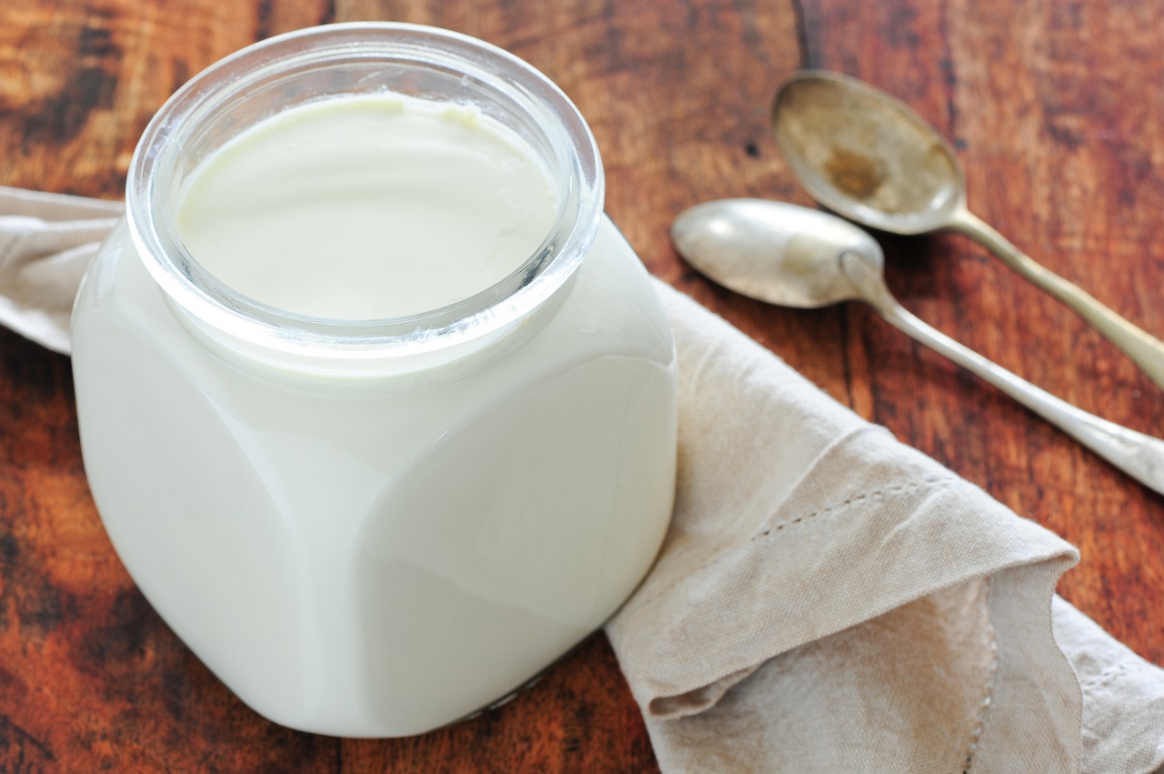 Yoghurt contains probiotics. Image credit: jules / Flickr