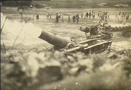 370 mm French Filloux mortar firing.